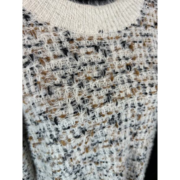 Cameo Appearance Cream & Gold Size Zip Crew Neck Sweater, Plus Size 1X - Picture 2 of 9